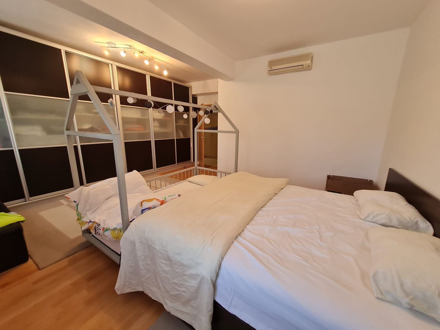 Apartament generos la 5 minute de USAB-TM - Poză 15