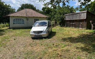 Casă bătrânească cu 5200 mp teren în Damileni - Botoșani - Poză 6
