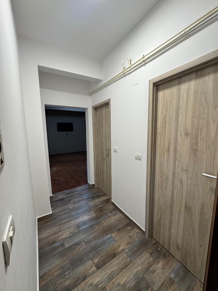 Garsonieră modernă, ultracentrală–ideală pentru locuit, birou sau regim hotelier - Poză 2