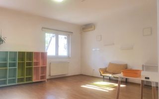 Clădire individuală de închiriat – birouri / activități educaționale - Poză 13