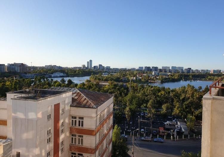 Apartament 2 camere – vedere panoramică Parc & Lac Tei - Poză 9