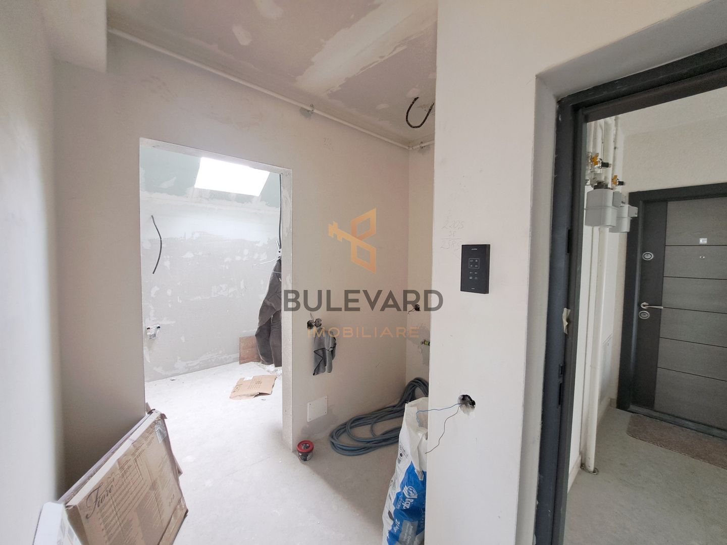 Apartament cu 3 camere + parcare, zona strazii Libertatii! - Poză 5