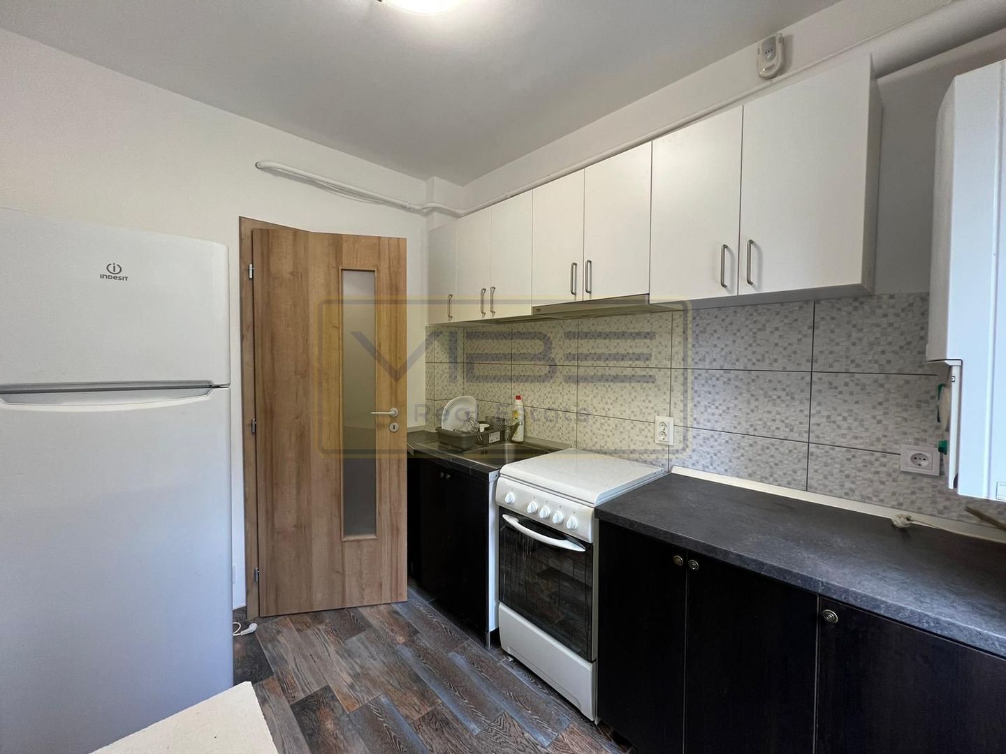 Apartament 2 dormitoare + living Podu Ros - Poză 13