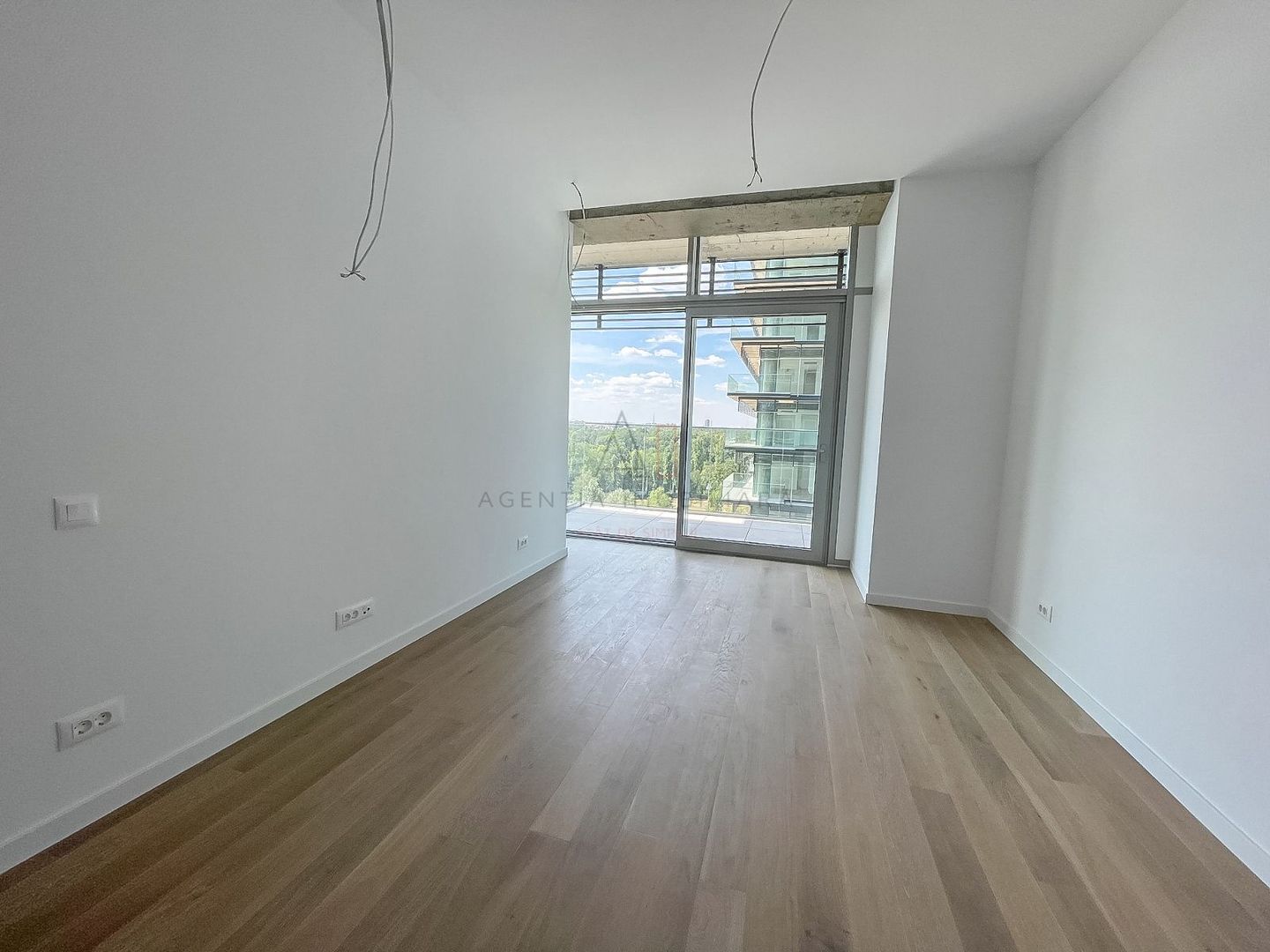 2 Camere Floreasca/ View Paronamic 265.000 E - Poză 6