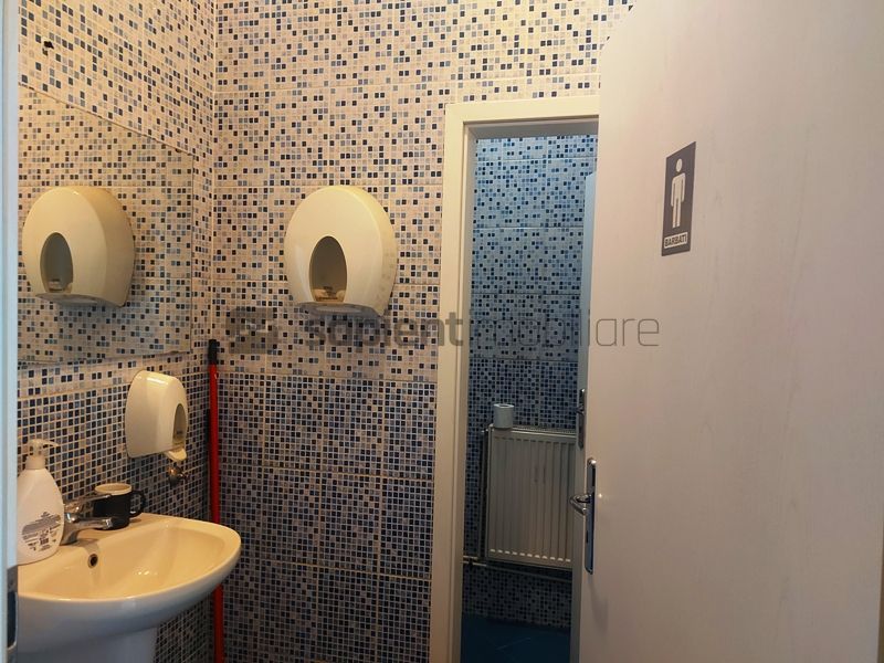 Spatiu comercial ultracentral ideal pentru birouri - Poză 21