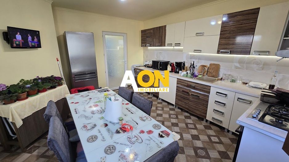 Casa 5 Camere Zona Schit, 520mp Teren, cu Garaj - Poză 18