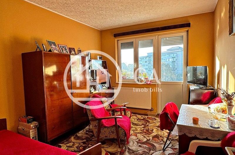 Apartament de închiriat cu 3 camere în zona Dacia, Oradea - Poză 1