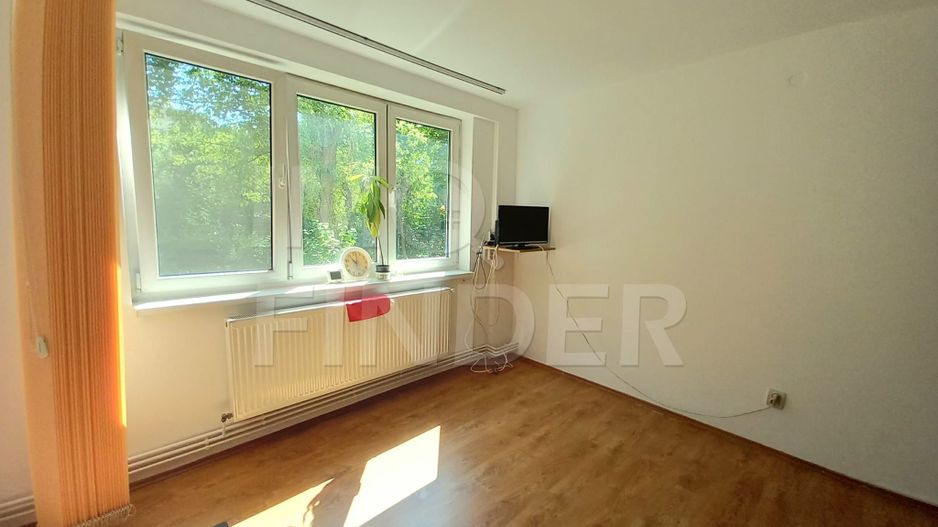 2 camere zona Politia Rutiera Gheorgheni - Poză 1