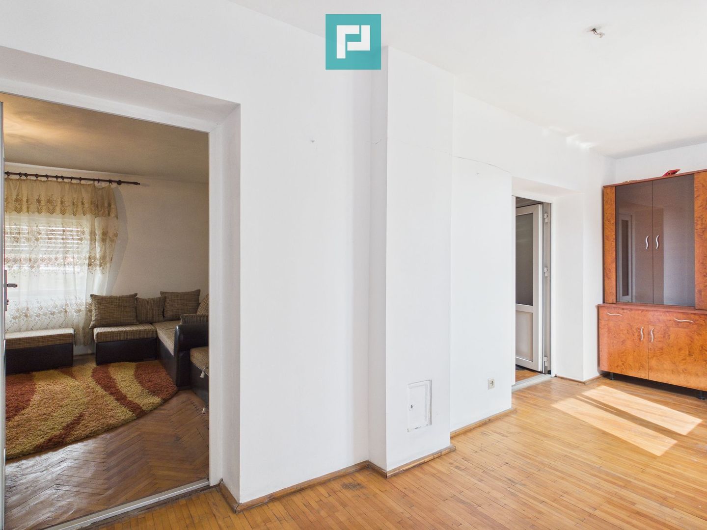 2 case separate + curte 1400 mp – Zona Dâmbovița - Poză 6