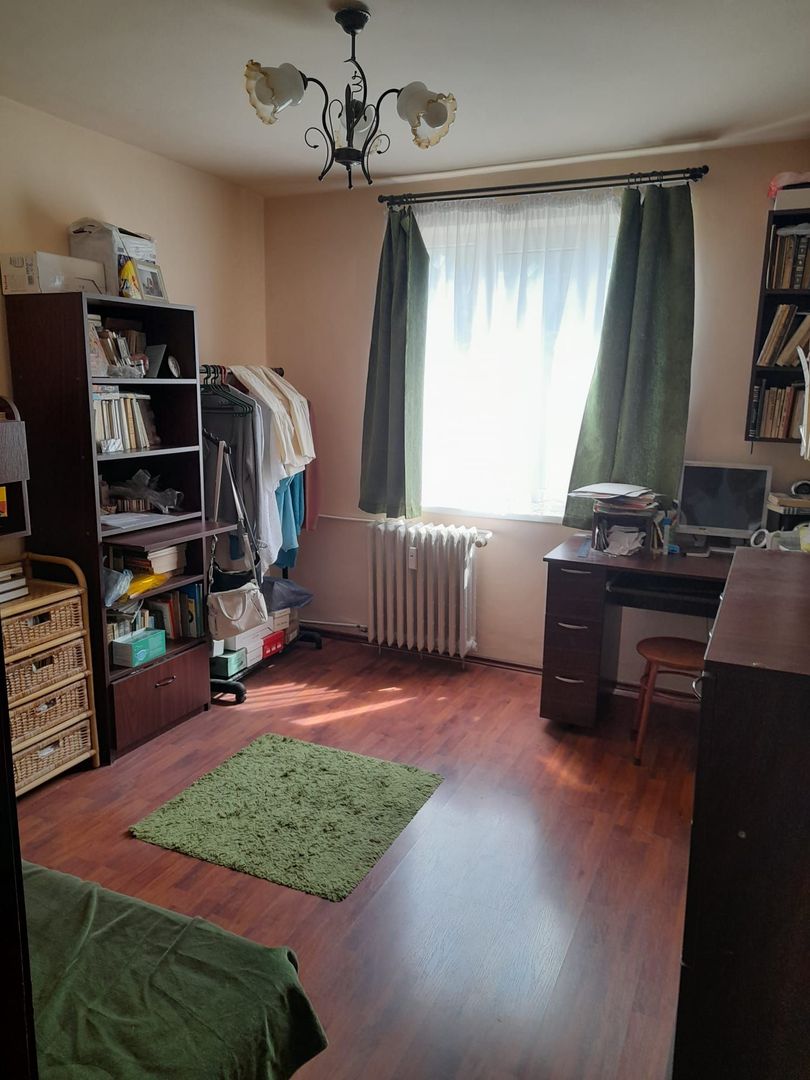 Apartament 3 camere de vanzare Ghencea -1 Mai - Poză 4
