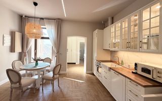 Apartament  modern cu 2 camere in cladire istorica– Zona Sinaia - Poză 6