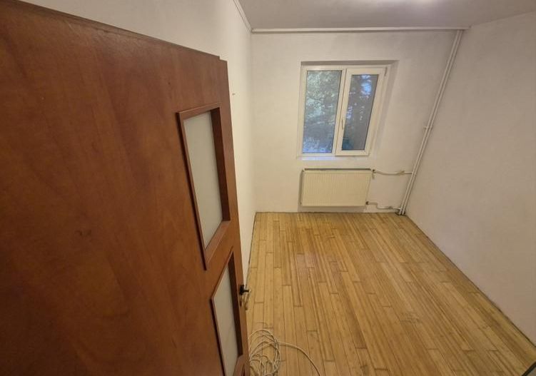 Apartament 3 camere Brancoveanu - Poză 3