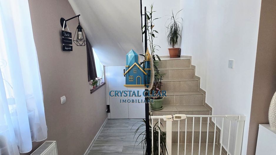 Casă 4 camere + teren de 308 mp - zona Sângeorgiu de Mureș - Poză 9