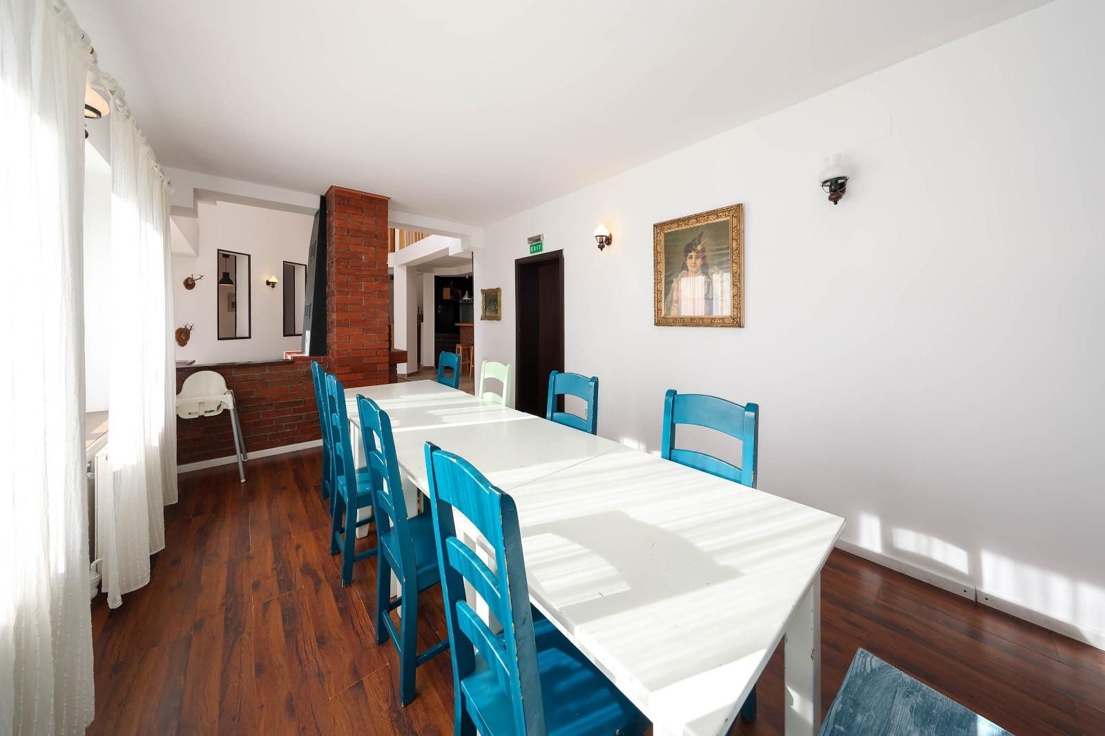 Vilă spațioasă de vânzare în Predeluț, Bran | 2000mp - Poză 11