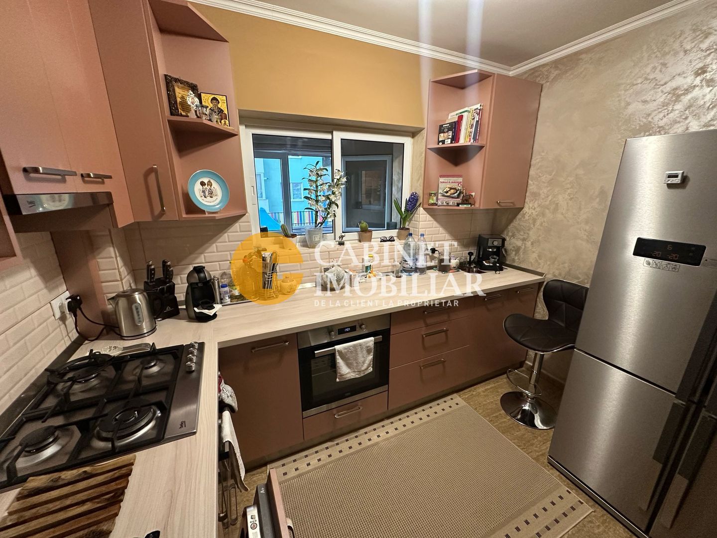 VISANI - 2 CAMERE DECOMANDAT - MOBILAT PARTIAL -60MP - Poză 4