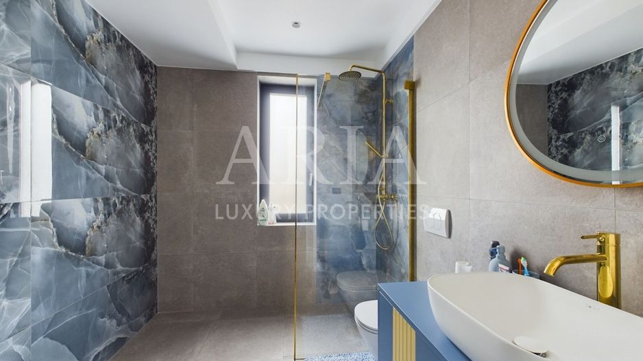 WATERFRONT VILLA 2024 POOL - Poză 13