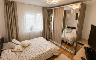 Vând apartament cu 2 camere pe strada Fabricii de Zahăr - Poză 2