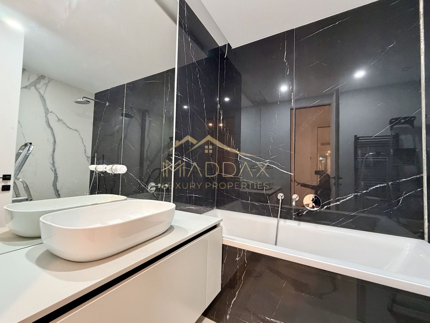 Apartament cu 4 camere *183mp* - Prima Inchiriere // Stejarii - Baneasa - Poză 21