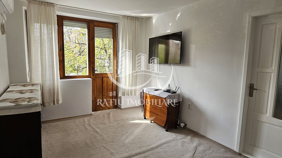Apartament cu 2 camere | Etajul 1 | Central | Oradea - Poză 3