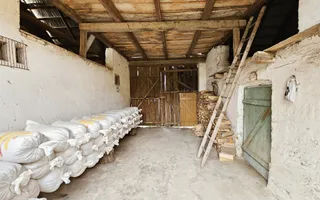 Casa cu 4 camere, 2024 mp teren, la asfalt, cu utilitati, Vintu de Jos - Poză 20