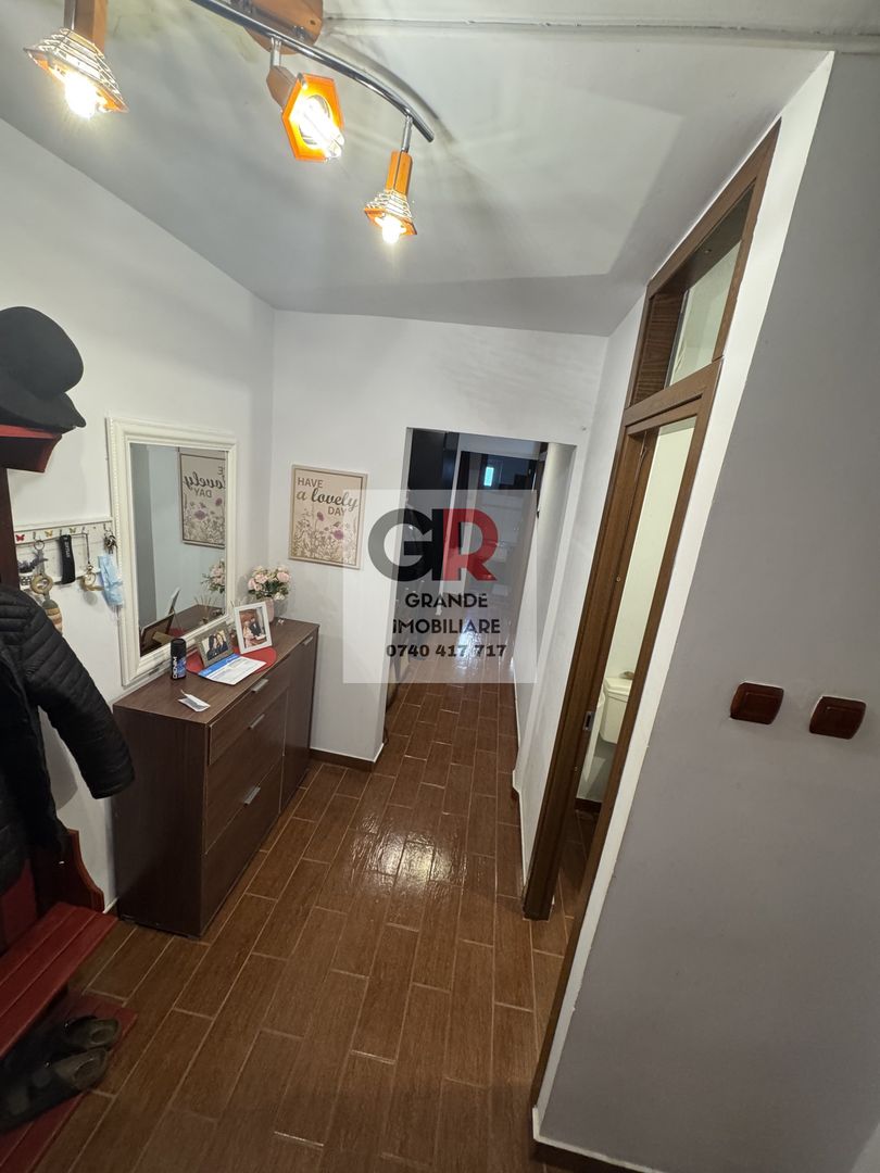 Apartament 3 camere, parter, cartier E3, centrala pe gaz - Poză 3