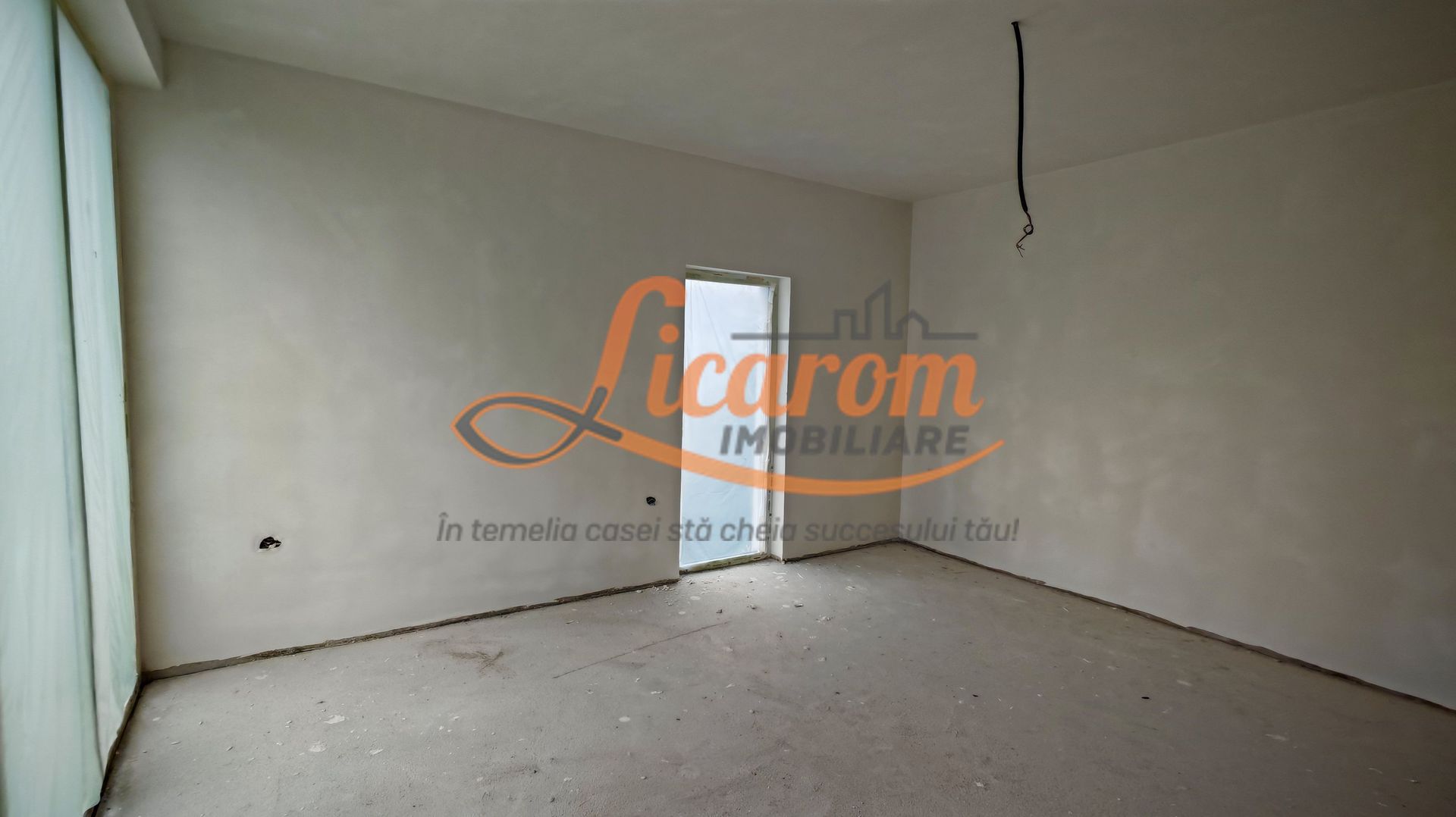 Vila LUX Parter+Etaj(stil mediteranean) in Sanpetru Calea Harmanului - Poză 9