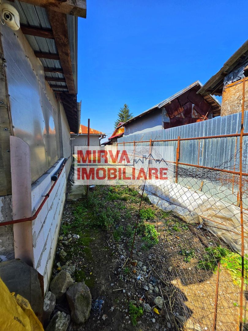 Casă 4 camere, 685 mp teren, renovată 2011 – Mănești, Zalhanaua - Poză 7