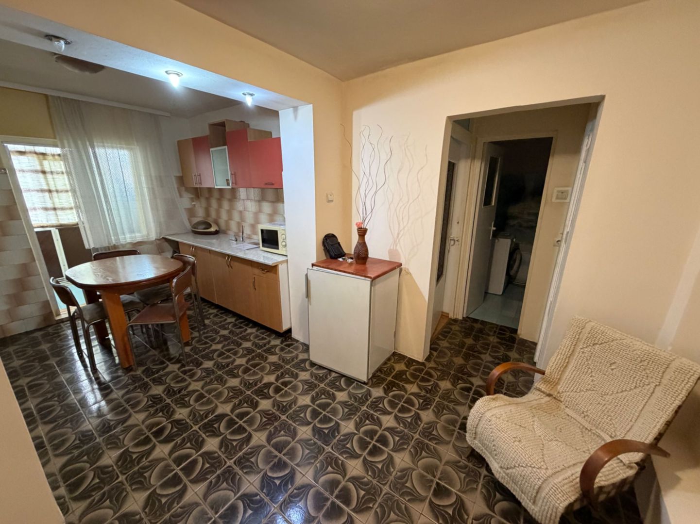 Apartament 2 camere, decomandat - zona Ampoi 3 - Poză 2