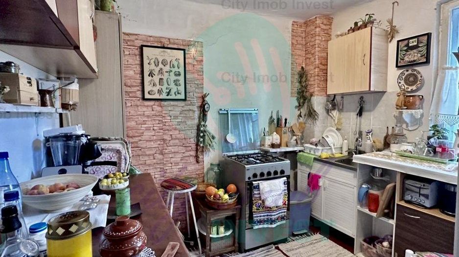 Casa singura la curte  - 7 minute de metrou - Poză 11