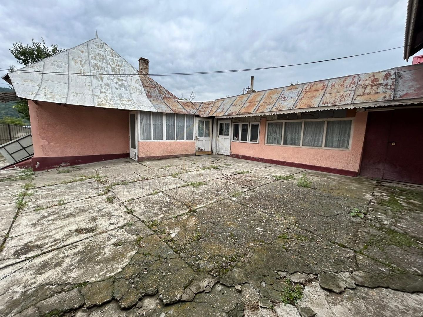 Proprietate de vânzare | 15 km de Onești, DN11 – direcția Bacău - Poză 18