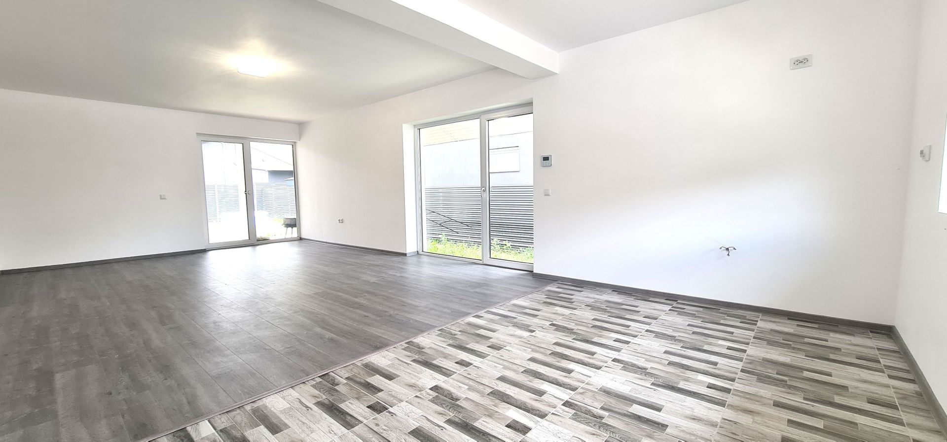 Casa 4 camere (nemobilata, neutilata) cartier Izvor Tarlungeni Brasov - Poză 12