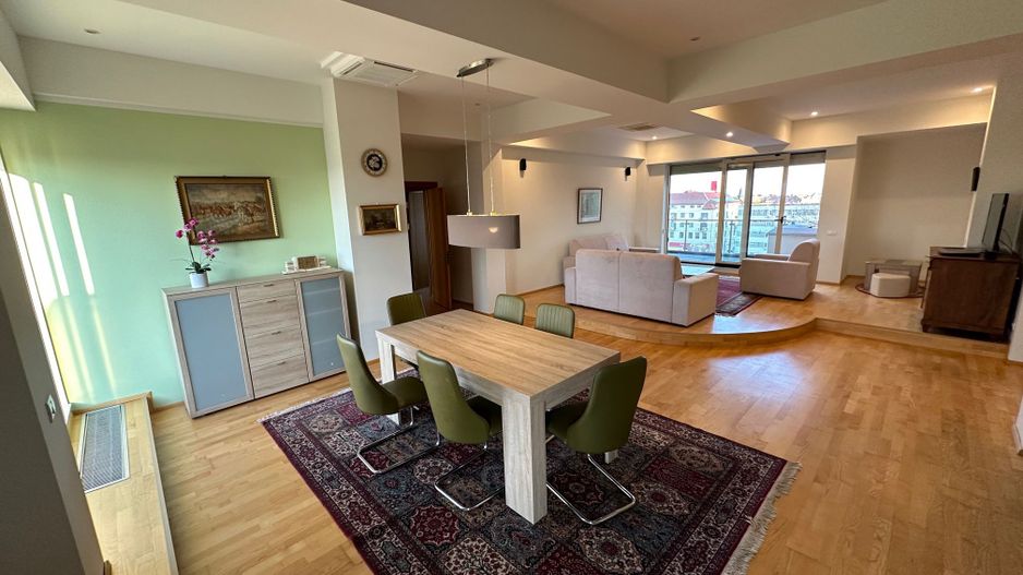 Penthouse de închiriat cu terase de 65 mp - Poză 1