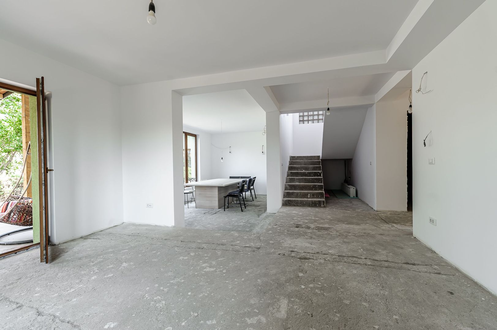 REDUCERE Casă nouă, spațioasă, în cartierul rezidențial din Curtici - Poză 7