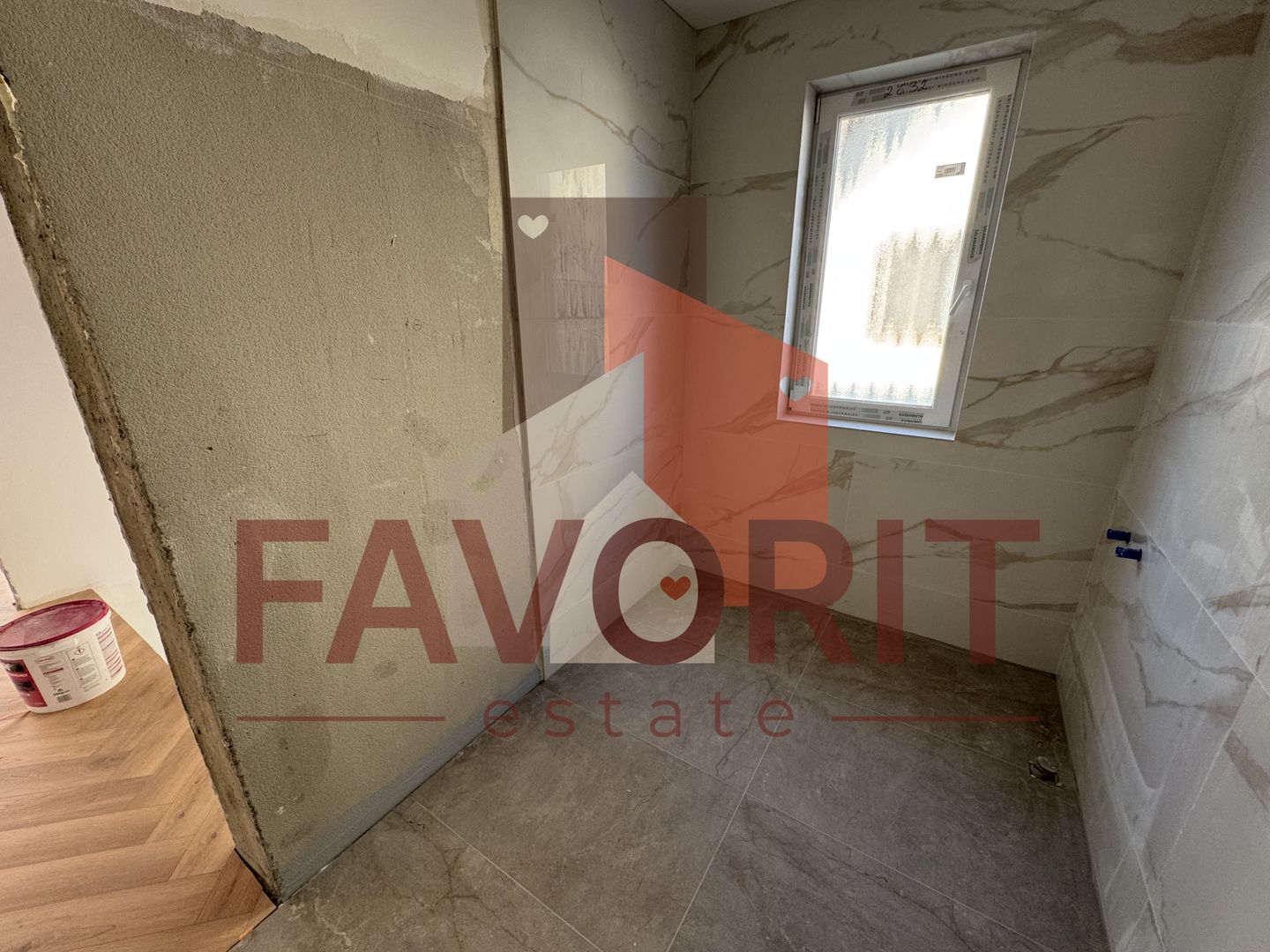 Finisat la cheie. Acces asfaltat. Toate utilitatile - Poză 11