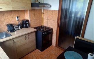 BRASADAS vinde ap 2 cam etaj 3/4 in Solidaritatii. - Poză 6