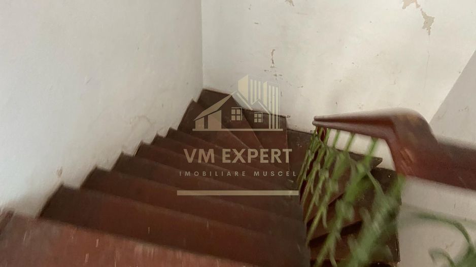 VILA 7 CAMERE, TEREN 337 MP, CENTRU CAMPULUNG - Poză 6