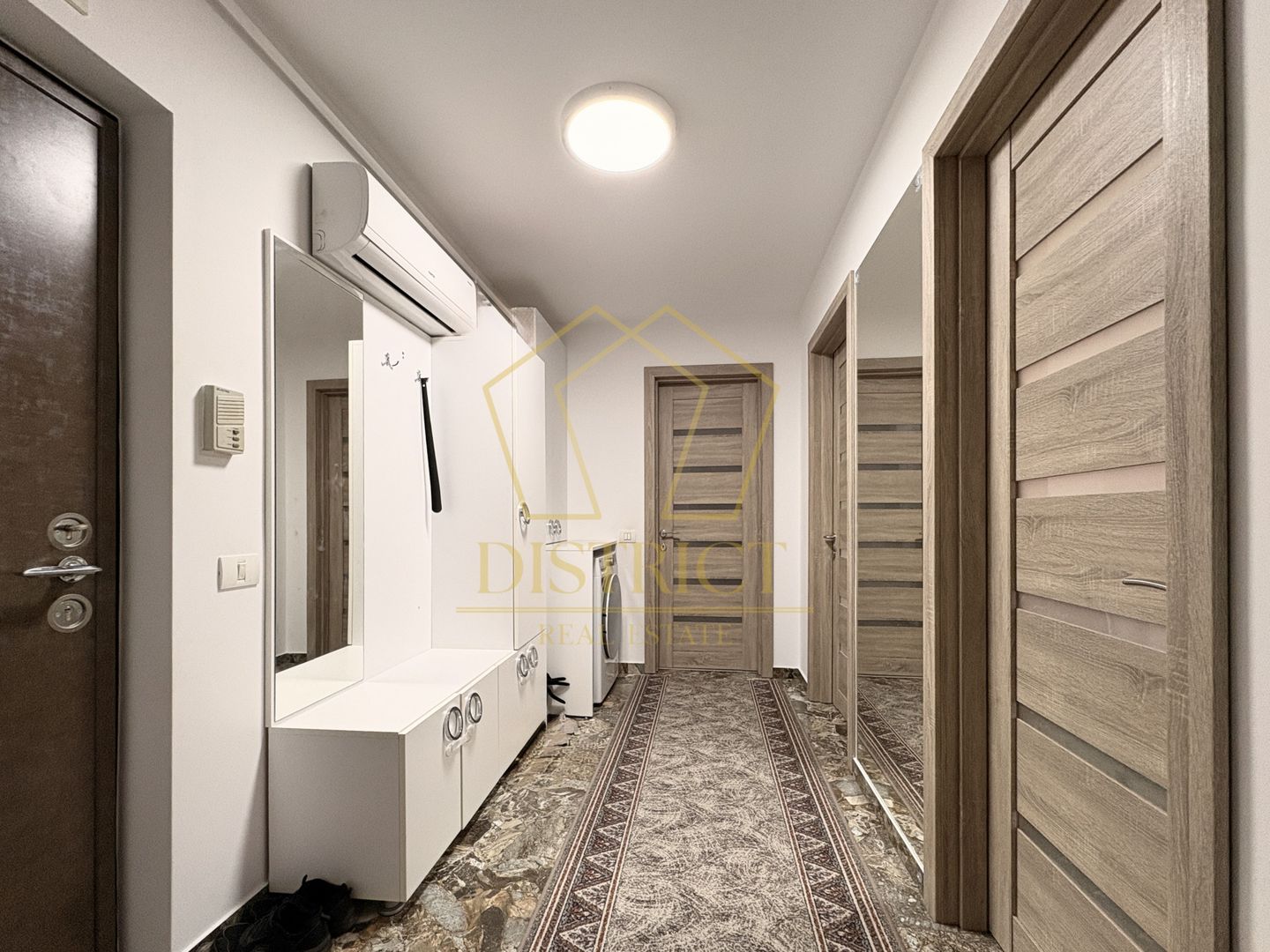 Apartament cu 2 camere, mobilat si utilat | Dâmbovița - Poză 8