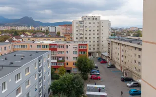 Triaj-Coresi-3 camere+2 bai-70 mp utili NERENOVAT - Poză 19