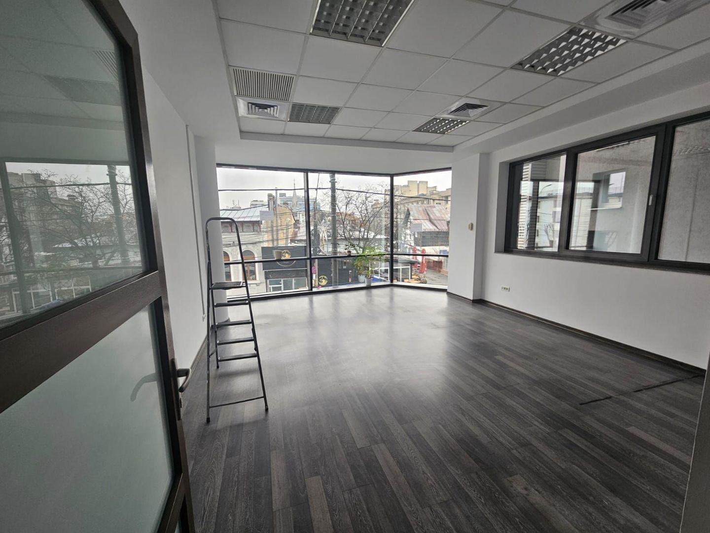 Spatiu birouri, Ultracentral - Poză 11