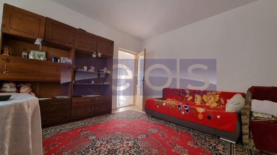 VANZARE CASA 2 CAMERE | ZONA TINERETULUI -CURTE COMUNA - Poză 1