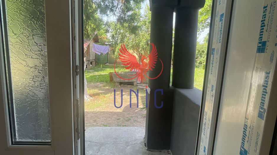 Casa cu teren de 1000 de mp -Radovan - Poză 13