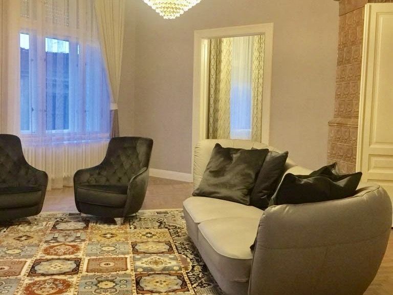 Apartament de 190 mp cu 3 camere de LUX pe Metianu Comision 0 - Poză 2