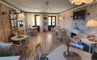 Cazare la pensiune in Centru - Poză 2