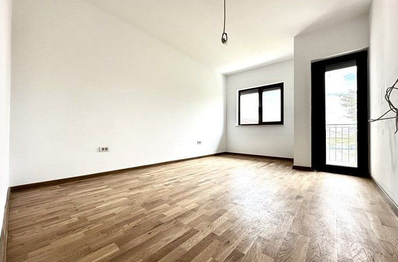 Duplex 5 camere, zona liniștită, in Dumbrăvița - Poză 14