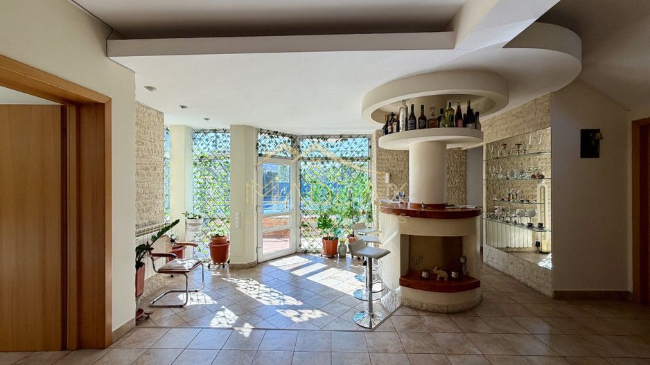 Vila cu 6 camere *485 mpc // *1.670mp teren* // 8 locuri parcare // Sisești - Poză 17