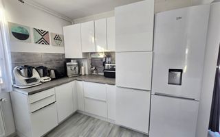 Casă 4 camere + teren de 308 mp - zona Sângeorgiu de Mureș - Poză 4