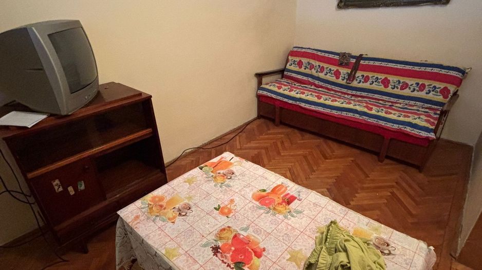 Apartament cu 3 camere de vanzare in Cugir - Poză 8