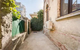 Casă / Vilă cu 4 camere de vânzare în Bucuresti - Poză 22