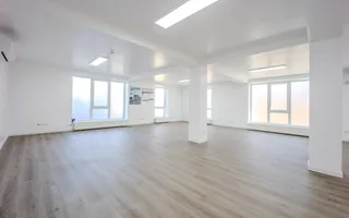 Vânzare spațiu comercial  Centru de 451,6 mp, amplasat pe teren privat - Poză 28