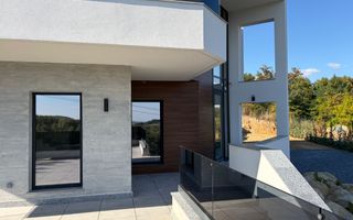 Casa individuala 4 camere, 3 bai, S+P+ET,  garaj, terasa - Poză 4